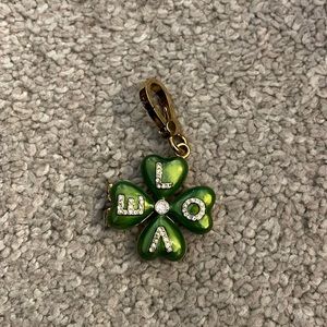 Juicy couture 4 leaf love clover charm